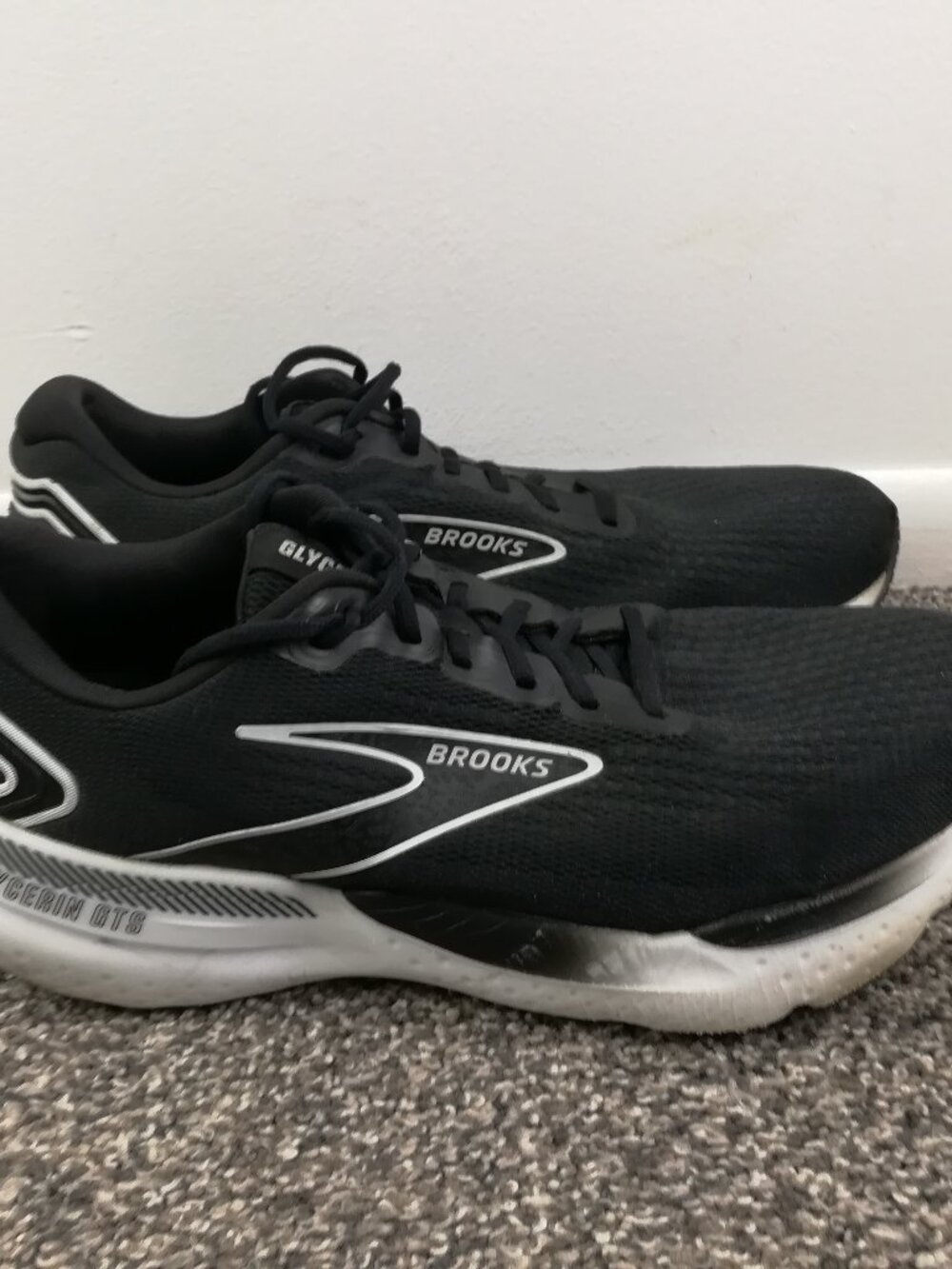 Brooks Glycerin GTS 21 Black Running Athletic Sneakers Shoes Mens Size 13 2E